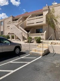 Building Photo - Laughlin Bay Village- 2 Bedroom Condo!
