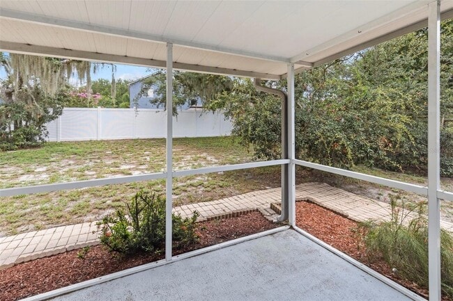 Building Photo - 11111 Lakeside Vista Dr
