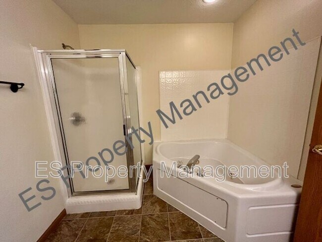 Building Photo - 11133 Autumn Creek Ct