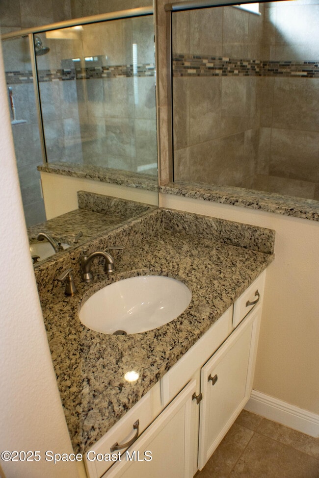 Building Photo - 7518 Bluemink Ln