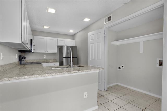 Building Photo - 521 Ranch Trail