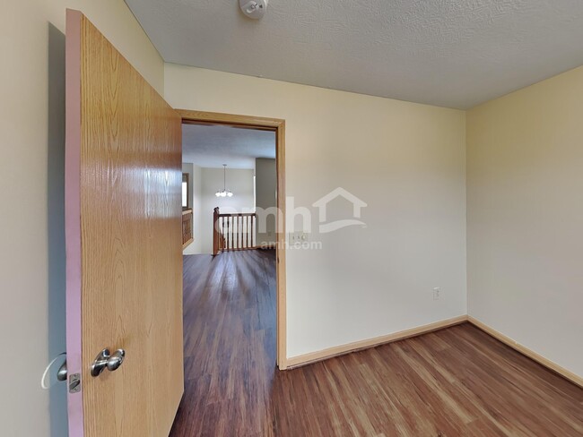 Building Photo - 3985 Boyer Ridge Dr