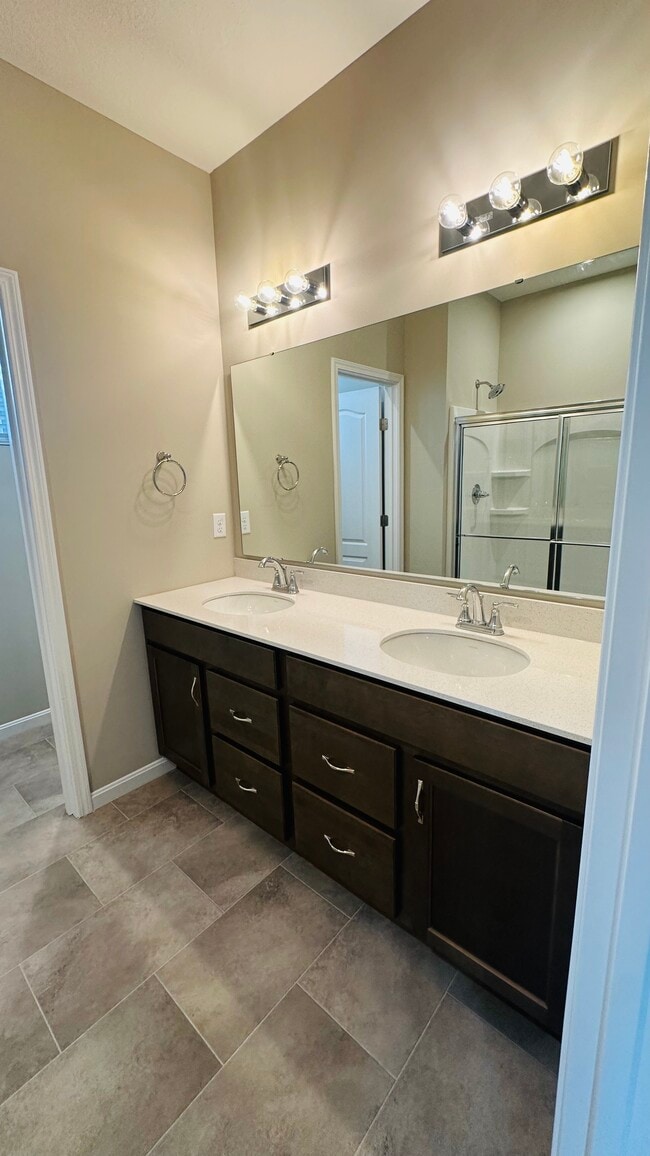 Building Photo - 2075 Wild Berry Wy