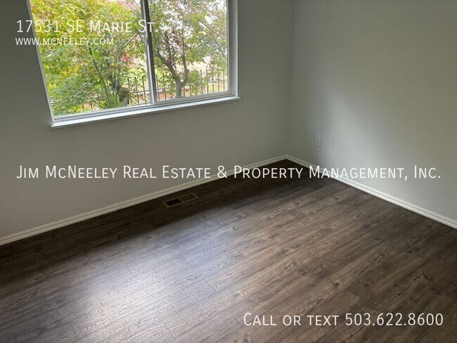 Building Photo - 17531 SE Marie St