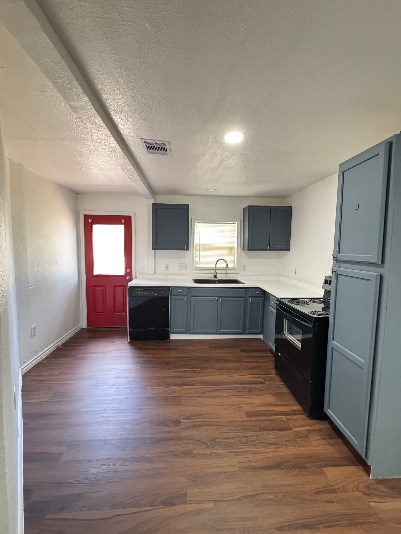 Building Photo - 6706 Tippett St