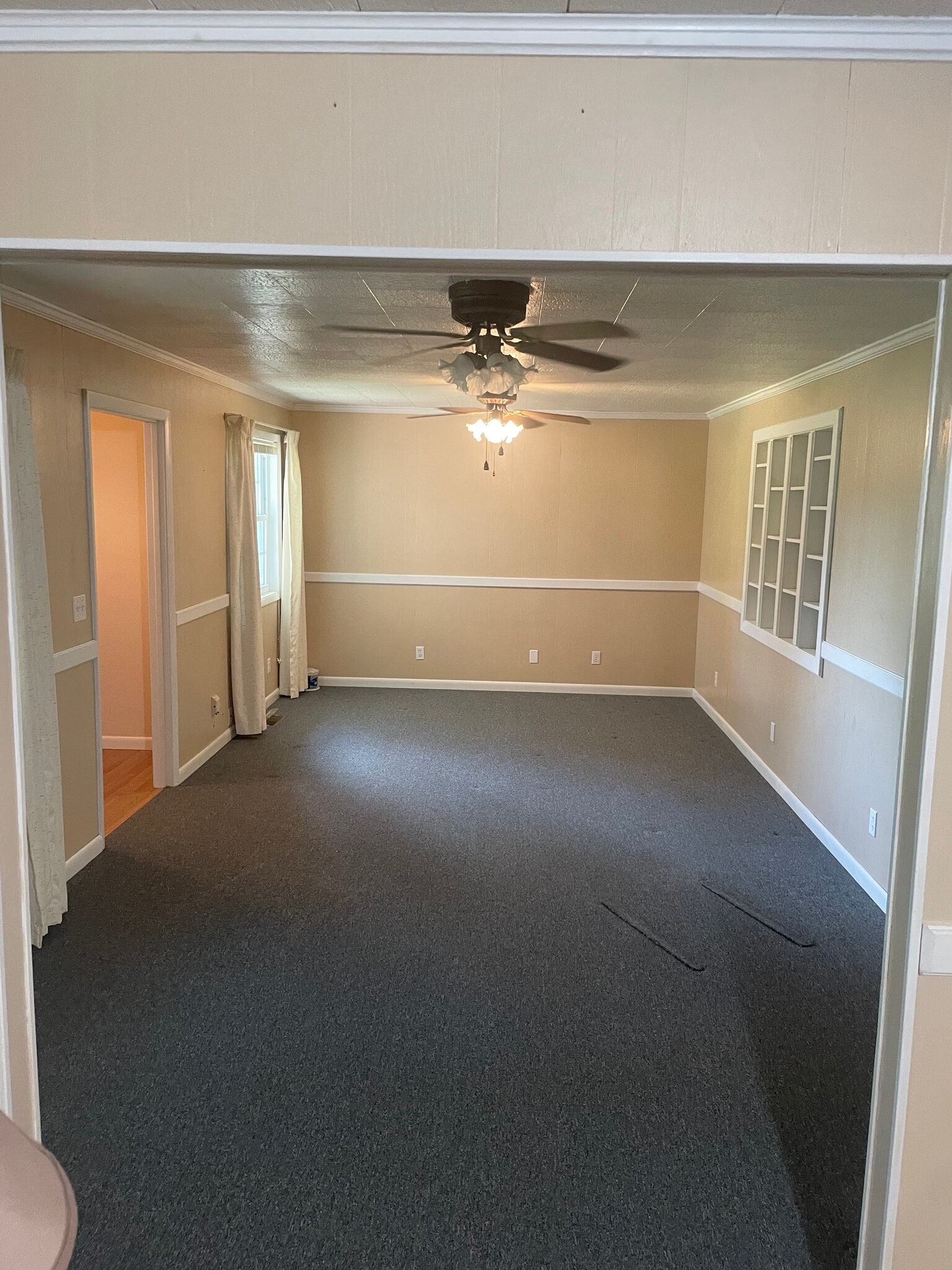 Building Photo - 474 Roadrunner Ln