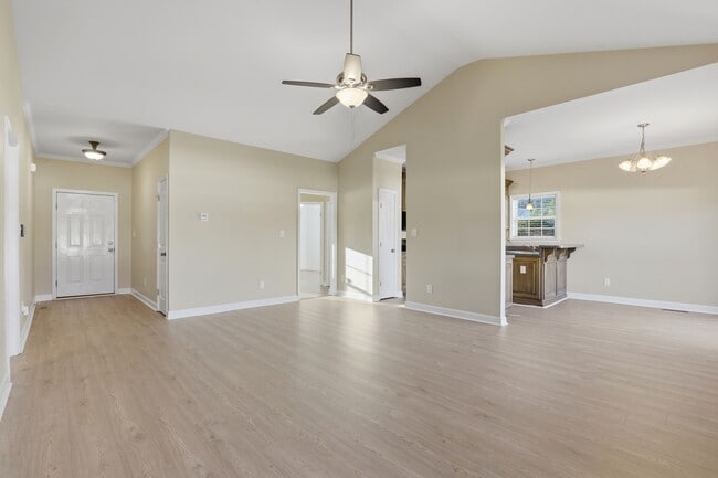 Building Photo - 100 Amandas Way