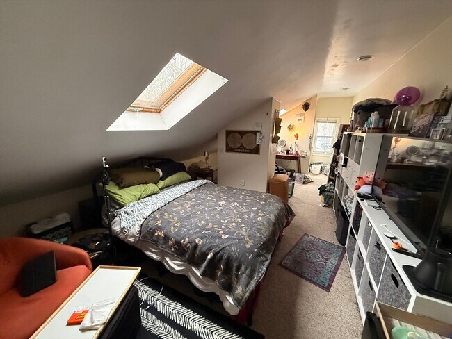 Building Photo - 7-9 Biltmore St