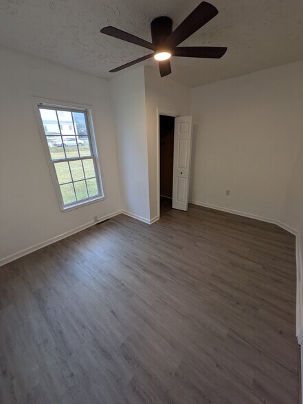 2nd bedroom - 1613 13th St