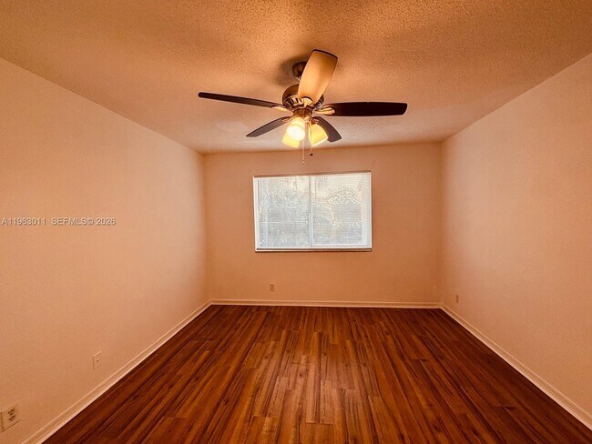 Building Photo - 3985 W McNab Rd