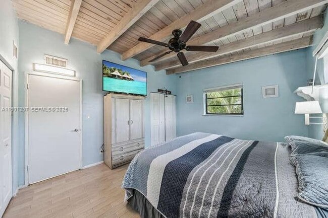 Building Photo - 3309 SW 16th St