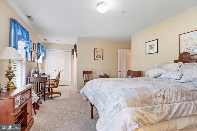 Building Photo - 28504 Sawgrass Ct