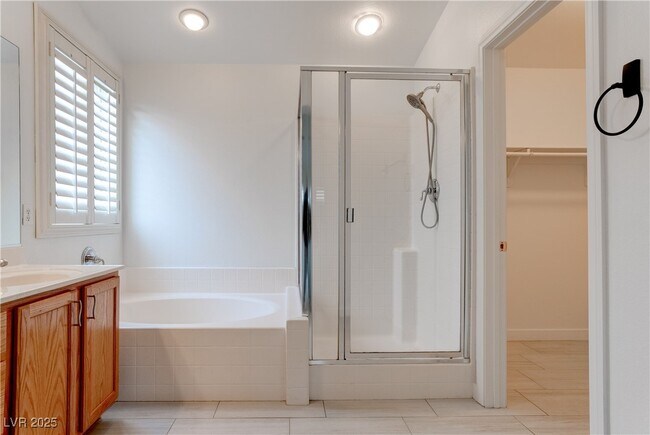 Building Photo - 6348 War Emblem Ct