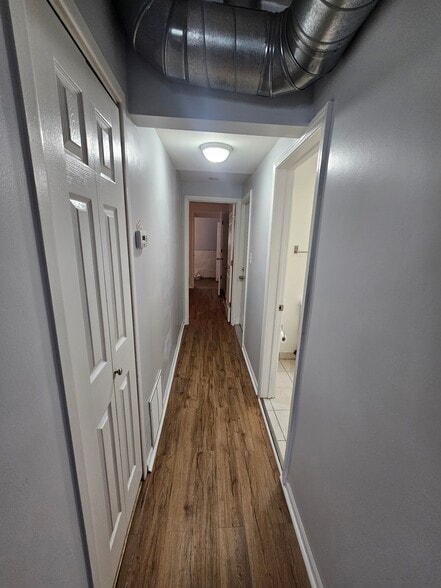 Building Photo - 2125 N Lorel Ave