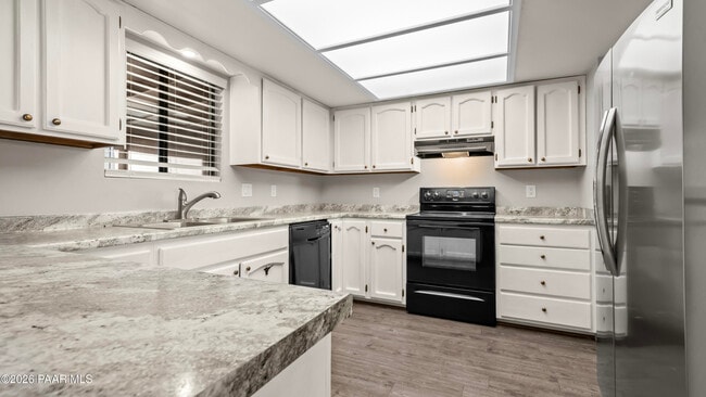 Building Photo - 11113 Cochise Cir