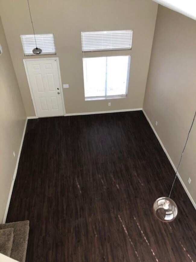 Building Photo - 4808 Lupita Ct