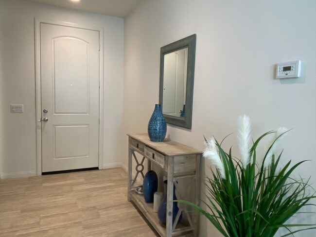 Building Photo - Large & Newer 4 Bedroom/3 Bath House in Sea Glass and Blue Strand Community