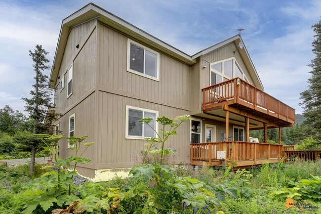 Building Photo - 8121 Marino Dr