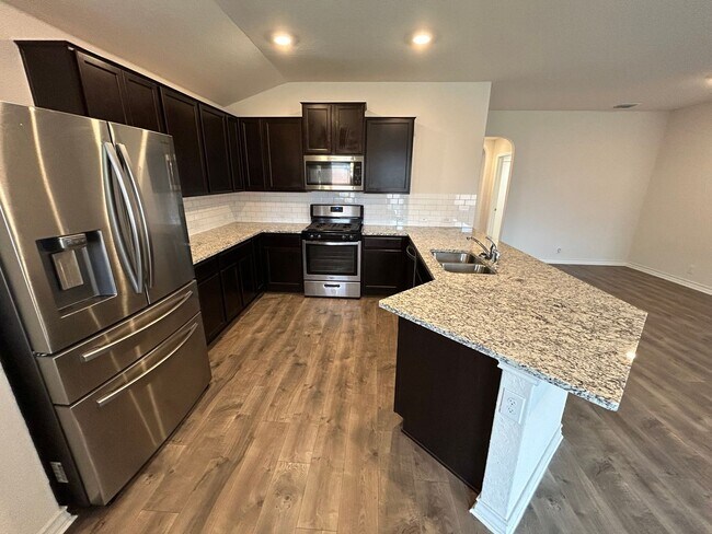 Building Photo - *COMING SOON* 3-Bedroom with Solar Panels & Resort Amenities – Pool, Gym!