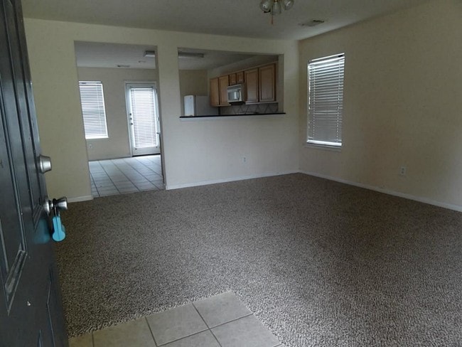 Building Photo - 3606 Avalon Castle Dr