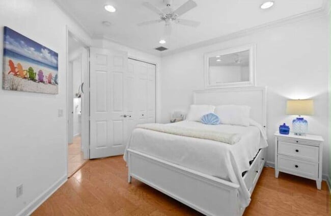 Building Photo - 9600 Crooked Stick Ln