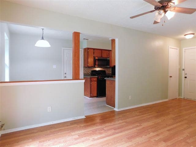 Building Photo - 119 Bluebird Cir