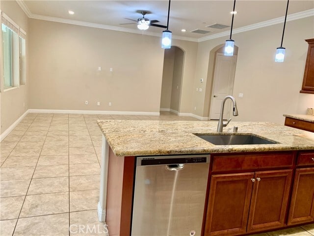Building Photo - 24648 Overlook Dr