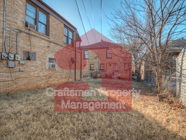 Building Photo - 1801 NW 22nd St