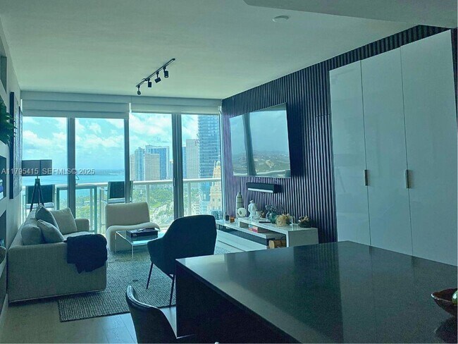 Building Photo - 888 Biscayne Blvd