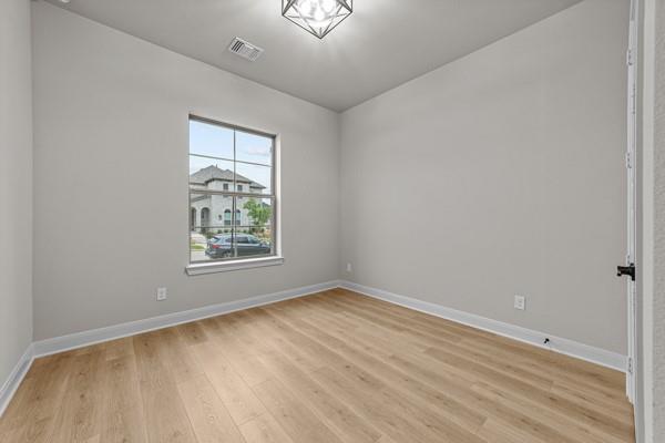 Building Photo - 3320 Abelia St