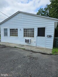 Building Photo - 313 Delsea Dr N