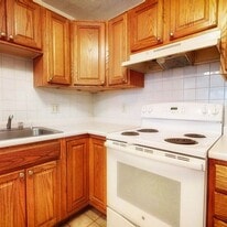 Building Photo - 278 Grove St