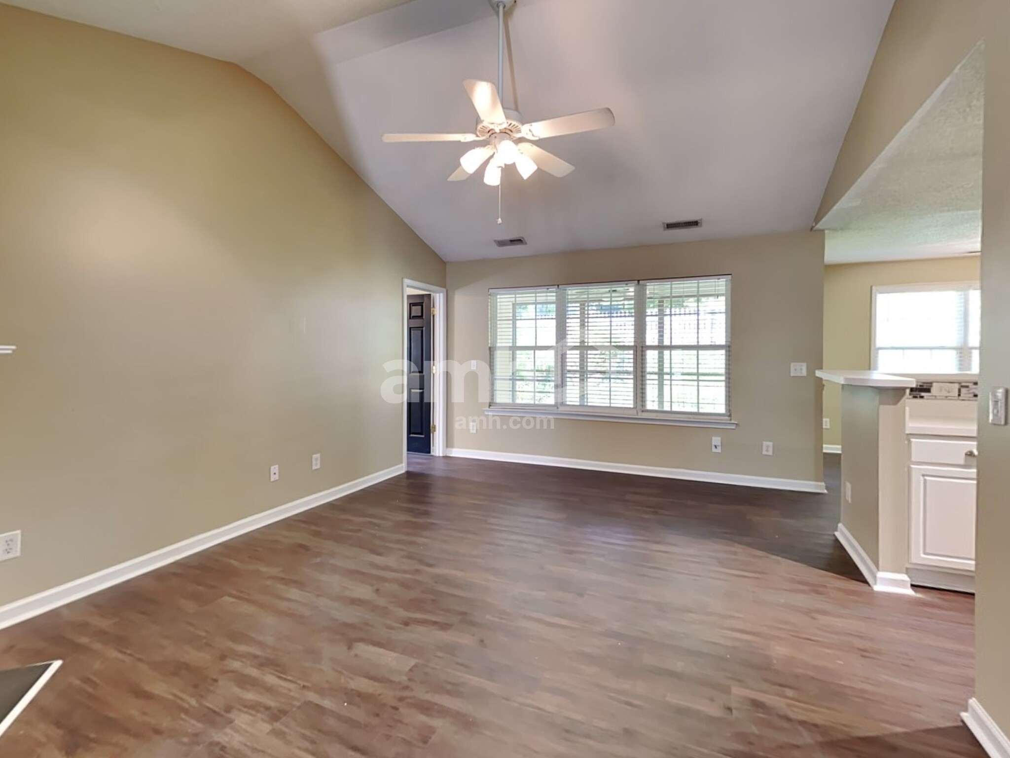 Building Photo - 1103 Poplar Ridge Rd