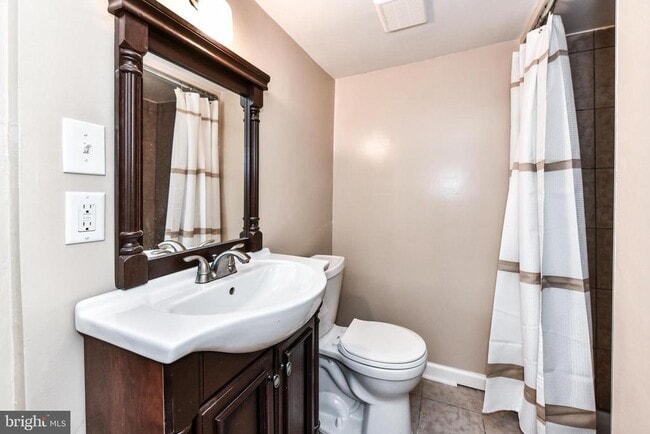 Building Photo - 6607 Berkshire Dr