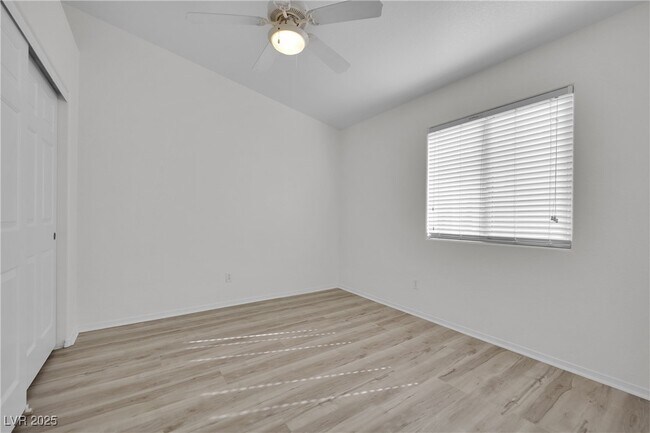 Building Photo - 1542 Misty Sky Dr