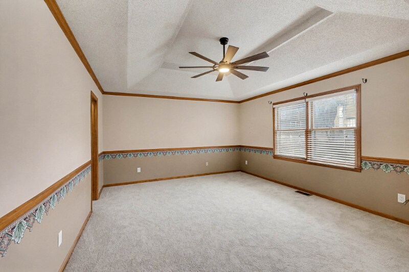 Building Photo - 15322 W 83rd Terrace