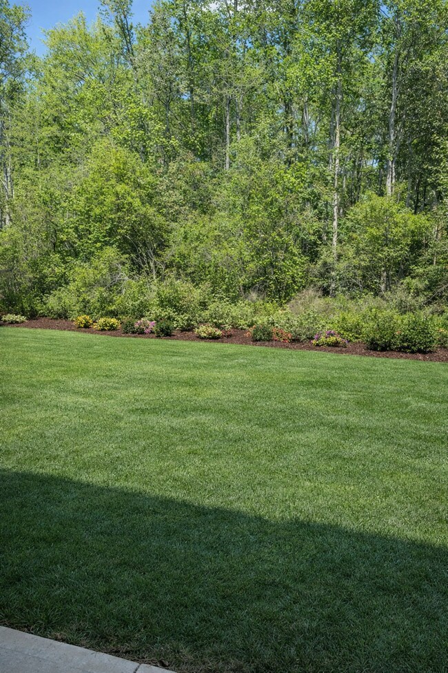 Building Photo - 516 Liberty Hall Dr