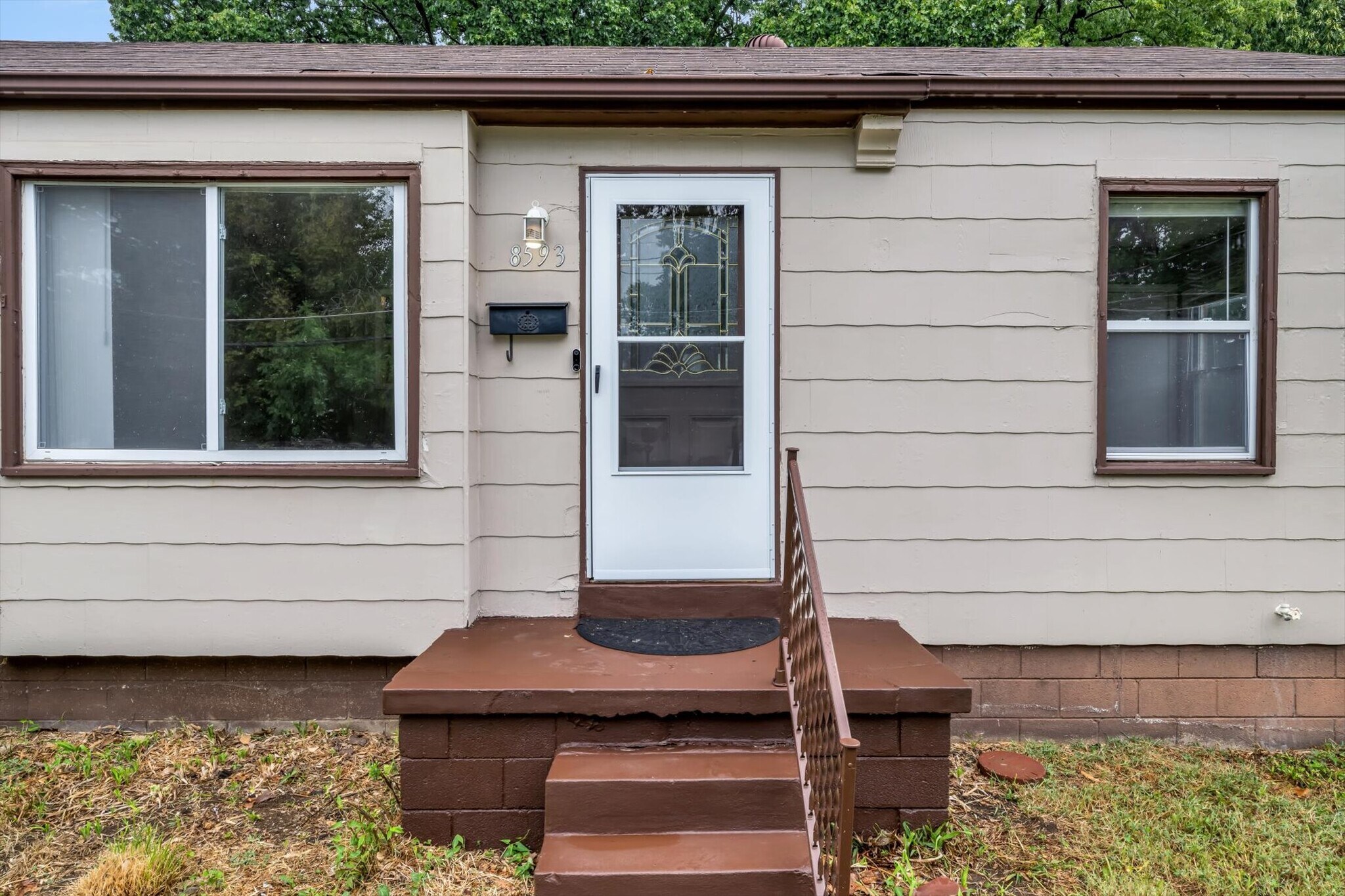 Building Photo - 8593 Engler ave