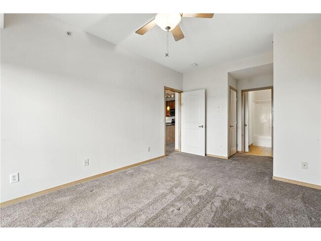 Building Photo - 1505 5th St N