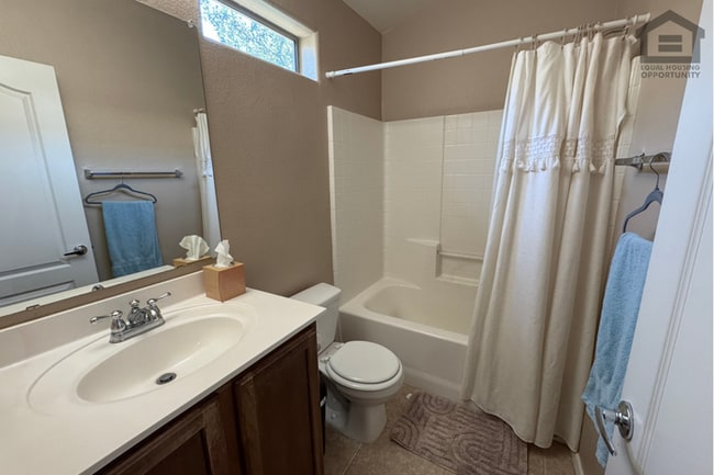 Building Photo - 2Bed/2Bath Furnished Condo in North Chandler! Move-In Ready on 07/23/2026!