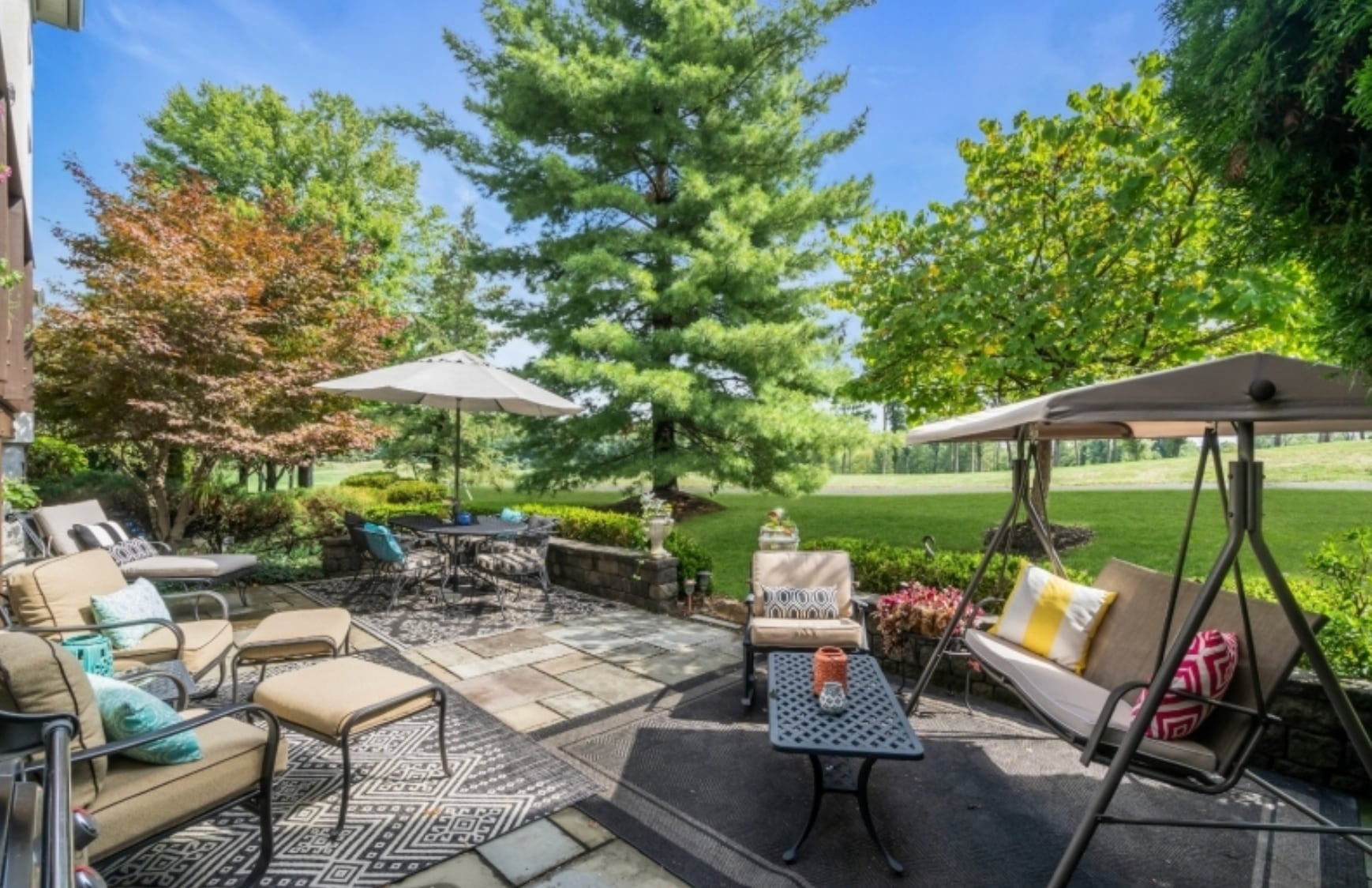 Building Photo - 41 Dickinson Rd