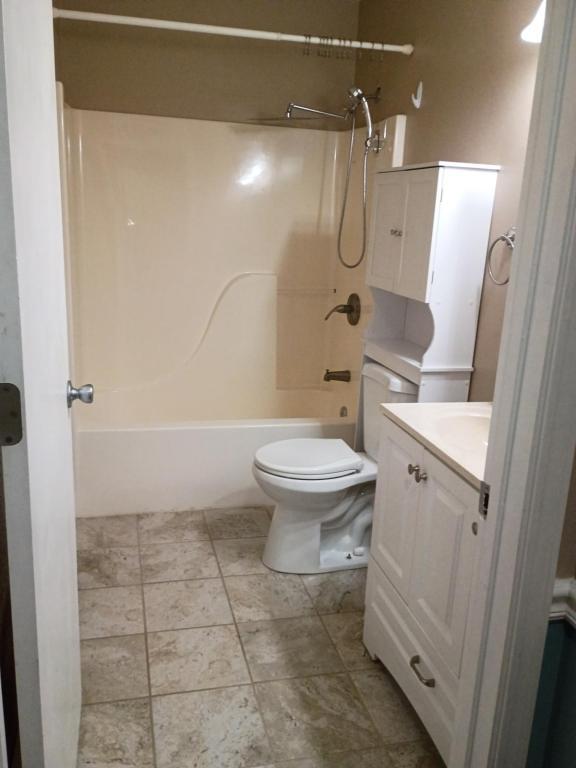 Building Photo - 12391 Rockhill Rd