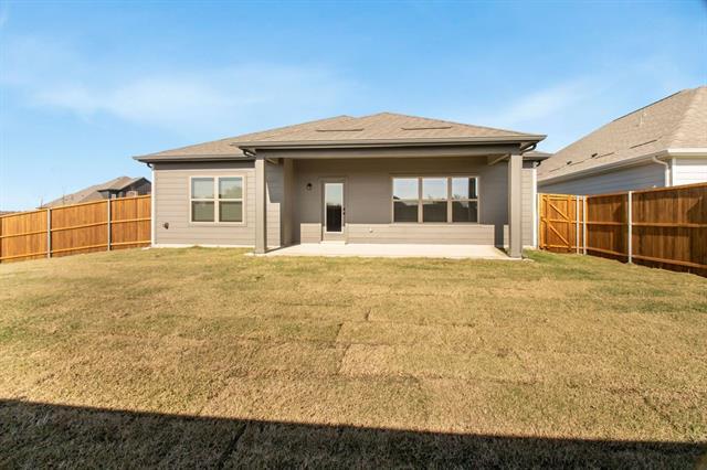 Building Photo - 3204 Royal Frst Dr