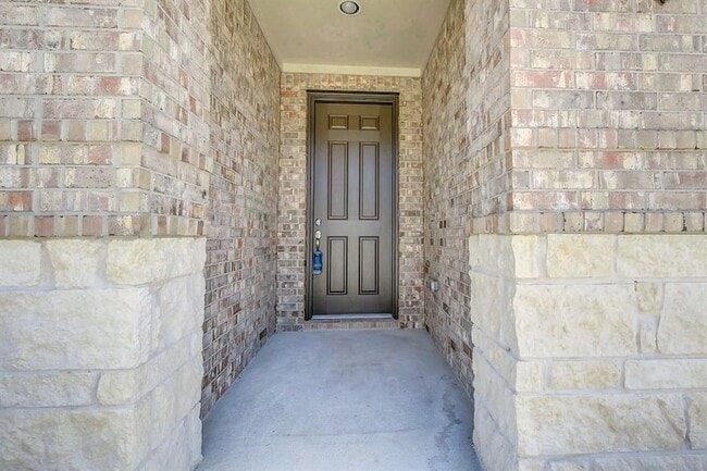 Building Photo - 22614 Birch Ridge Meadow Dr