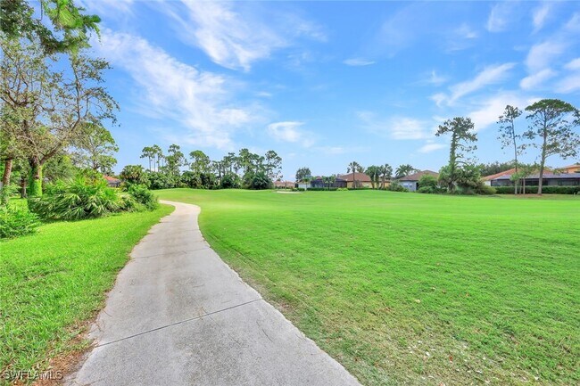 Building Photo - 1949 Par Dr