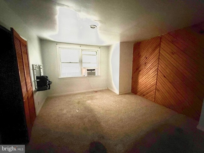 Building Photo - 2553 Carroll St