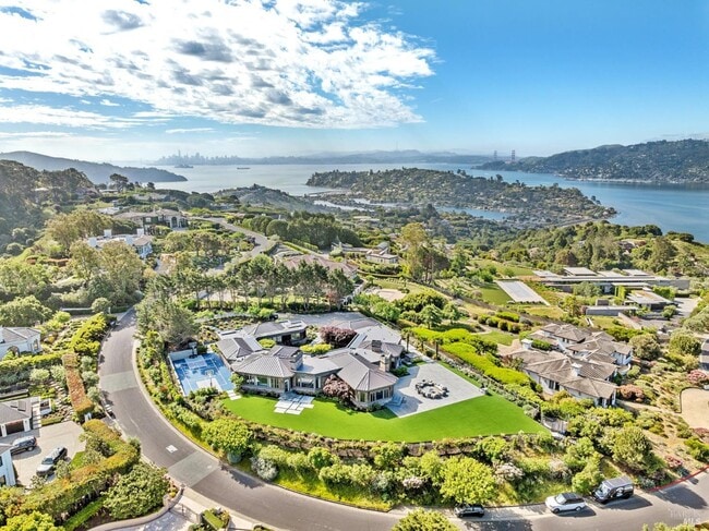 Building Photo - 138 Gilmartin Dr