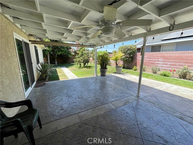 Building Photo - 861 Helmsdale Ave