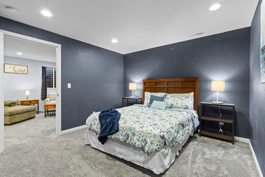 Basement suite - 115 Alydar Dr