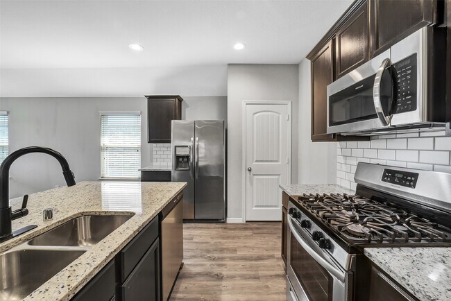 Building Photo - 3434 McDonough Way